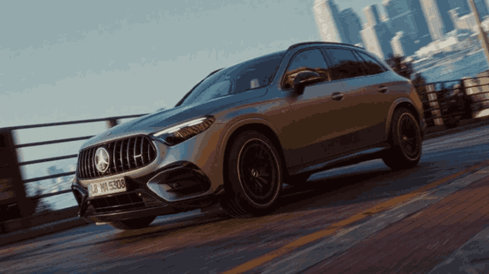 కొత్త AMG GLC 53ను ఆవిష్కరించిన మెర్సిడెస్-బెంజ్