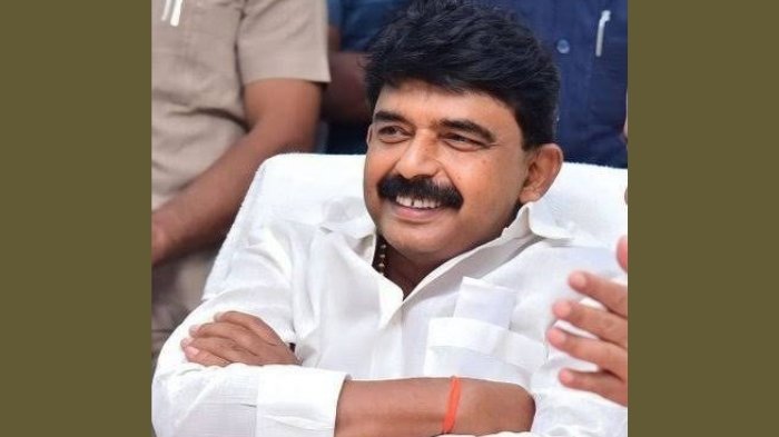 case against perni nani adds twist to machilipatnam demolition row