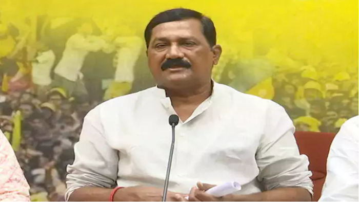 singers death case manager arrested